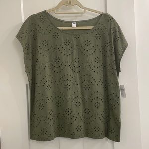 Old Navy eyelet top. Sage olive green.